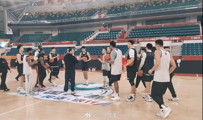 开云官网-北京今晚客战山西！媒体人：赵睿小曾周琦方硕斯佩尔曼缺席踩场