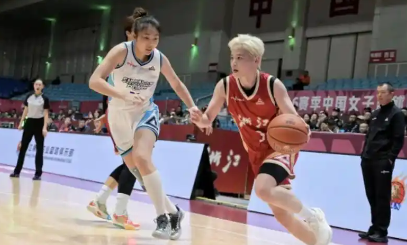开云体育官网-四核驱动破外线 奇兵高效定胜局——山东女篮94-78浙江稳固前四