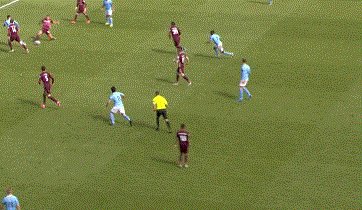 1618060928599046787.gif 7230.gif